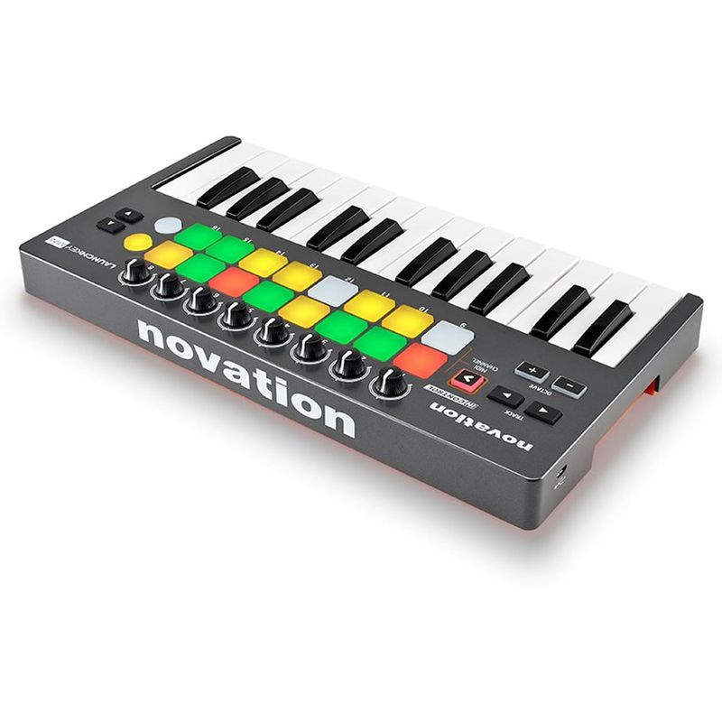 Novation-Launchkey-25-mini-3