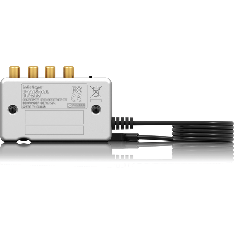 Behringer-UCA202