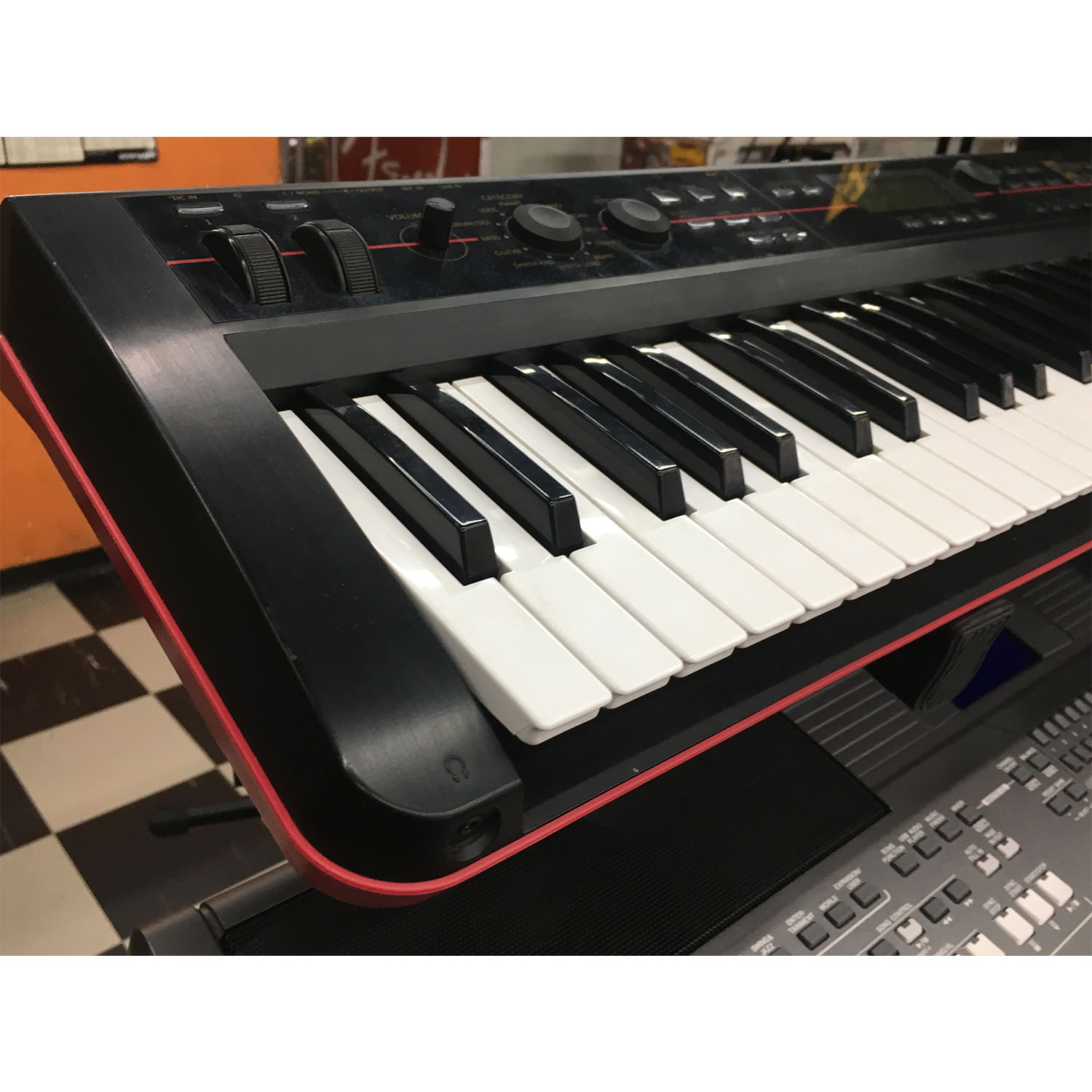 KORG キーボードシンセサイザー KROSS-61 クロス 61鍵 - 鍵盤楽器