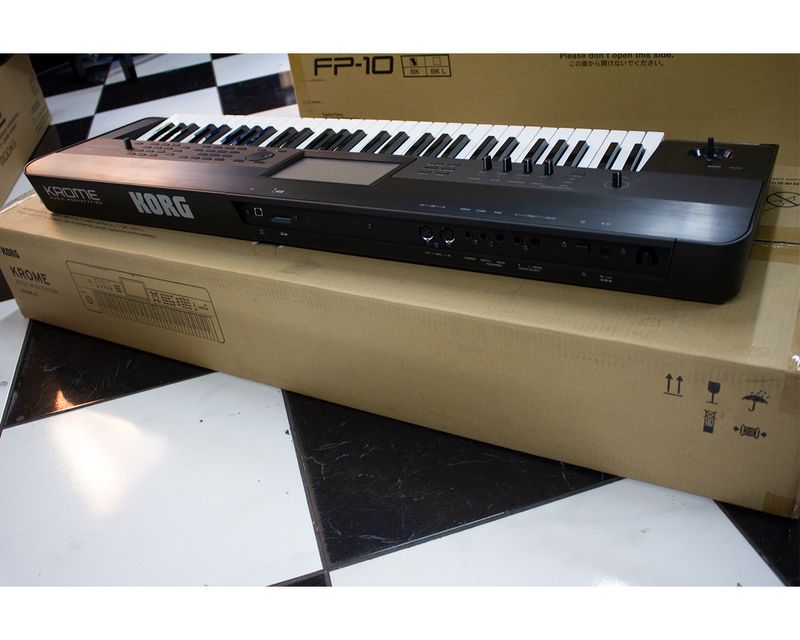 TECLADO-KORG-KROME-61