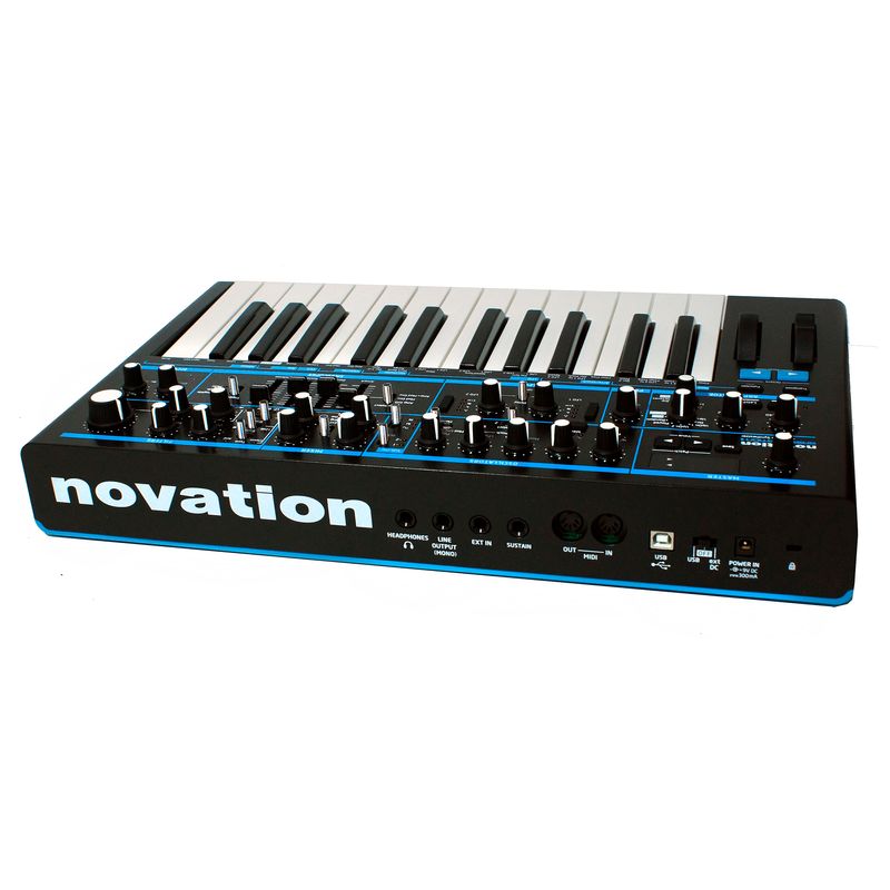 TECLADO-SINTETIZADOR-NOVATIONBASS-STATIONII