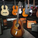 GODIN-SEAGULL-ENTOURAGE-RUSTIC-SUNBURST--OFF
