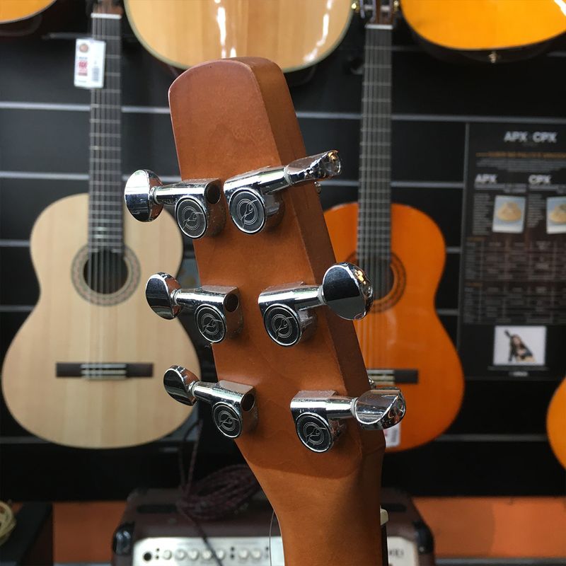GODIN-SEAGULL-ENTOURAGE-RUSTIC-SUNBURST--1
