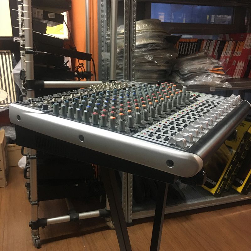 MESA-DE-SOM-BEHRINGER-QX2222-USB-USADO-2
