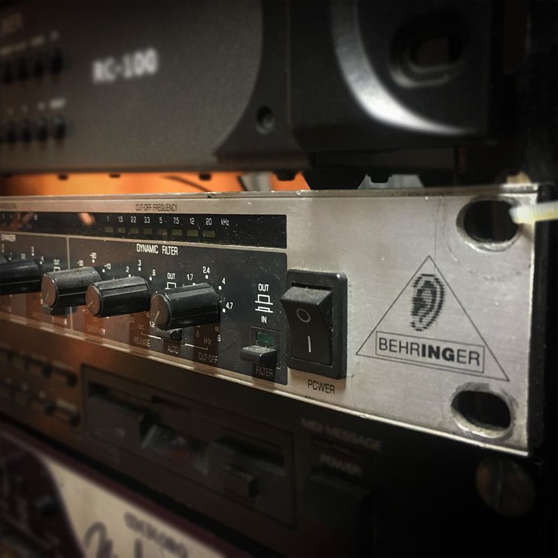 PROCESSADOR-DE-EFEITO-BEHRINGER-DENOISER-2000-USADO-2