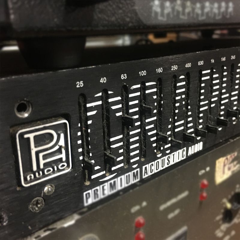 EQUALIZADOR-PA-AUDIO-SGE30-USADO-1