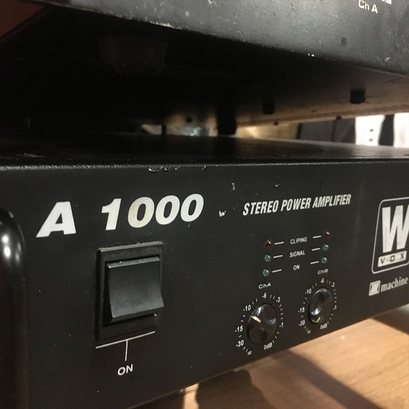 MACHINE-VOX-A-1000-USADO-1