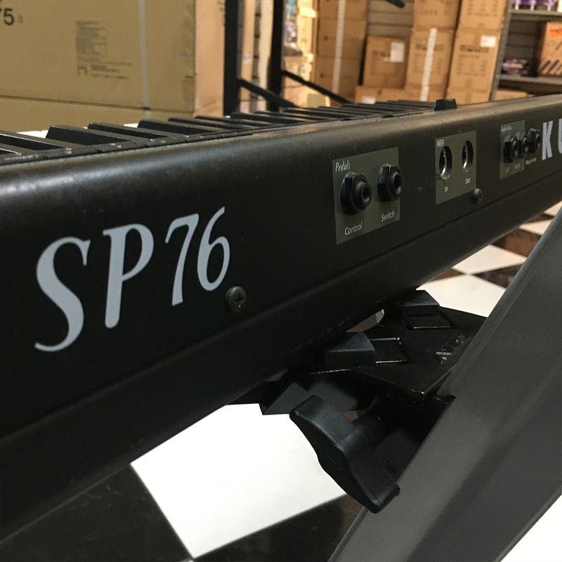 PIANO-KURZWEIL-SP-76-TECLAS-USADO-1