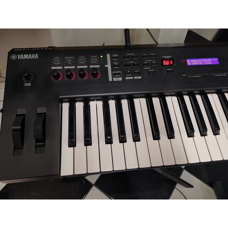 Teclado-Sintetizador-Yamaha-MX49-Usado-6