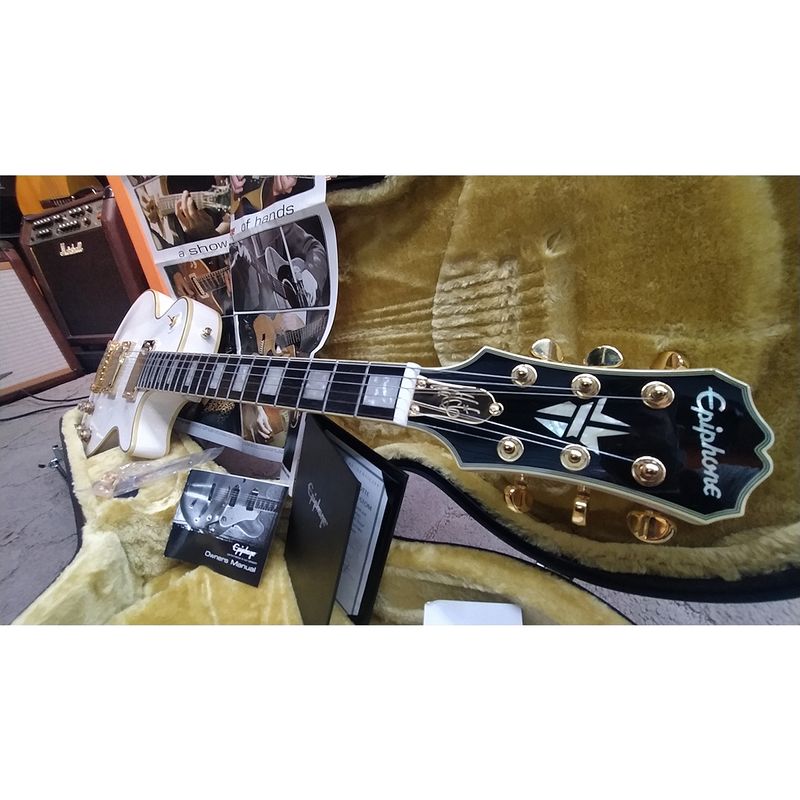 GUITARRA-EPIPHONE-MATT-HEA-SNOFALL-LES-PAUL-CUSTOM-COM-CASE-SHOW-ROOM-6