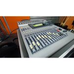 YAMAHA-01V-2