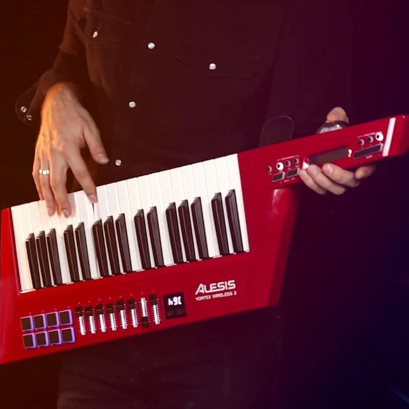 KEYTAR-ALESIS-VORTEX-RED