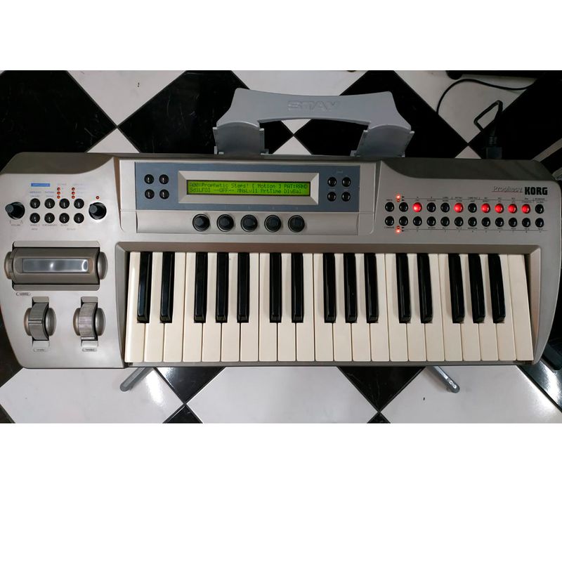 SINTETIZADOR-KORG-PROPHECY-USADO-33
