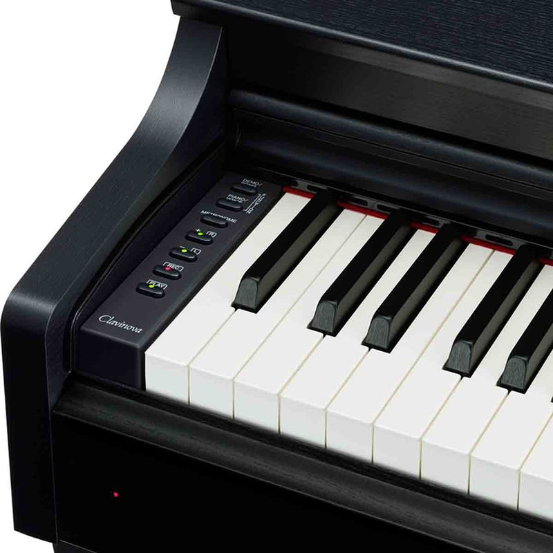 YAMAHA-CLP-725-PE