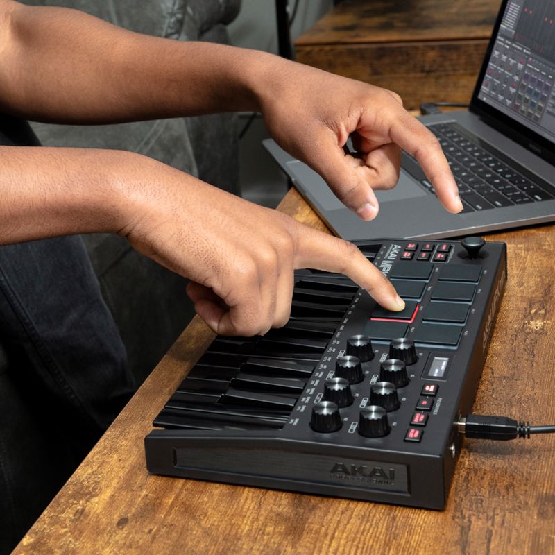 AKAI-MIDI-USB-MPK-MINI-MK3-BLACK-EDITION