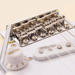 GUITARRA-VINTAGE-V6-VW-STRATO-VINTAGE-WHITE-5