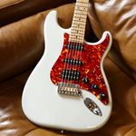 GUITARRA-SUHR-CLASSIC-S01-LTD-0024-PAULOWNIA-WHITE-TRANSPARENTE-11
