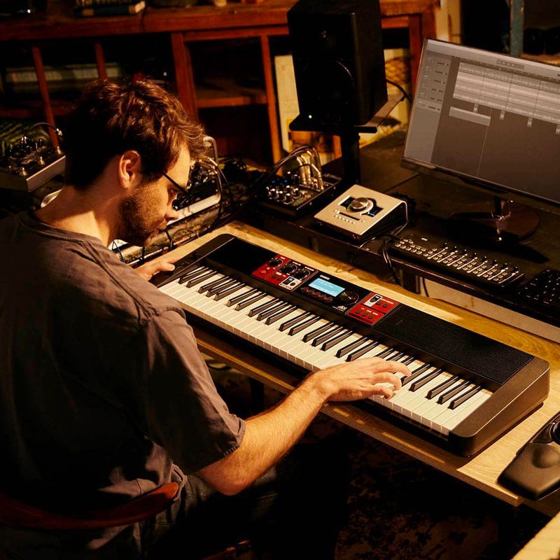 CASIO-CT-S1000V-full-sizer