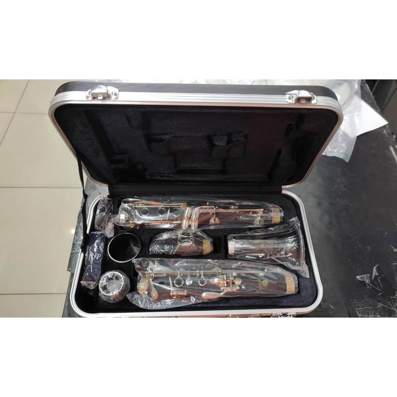 CLARINETE-JUPITER-JCL700N-BB-SI-BEMOL-COM-CASE-1r