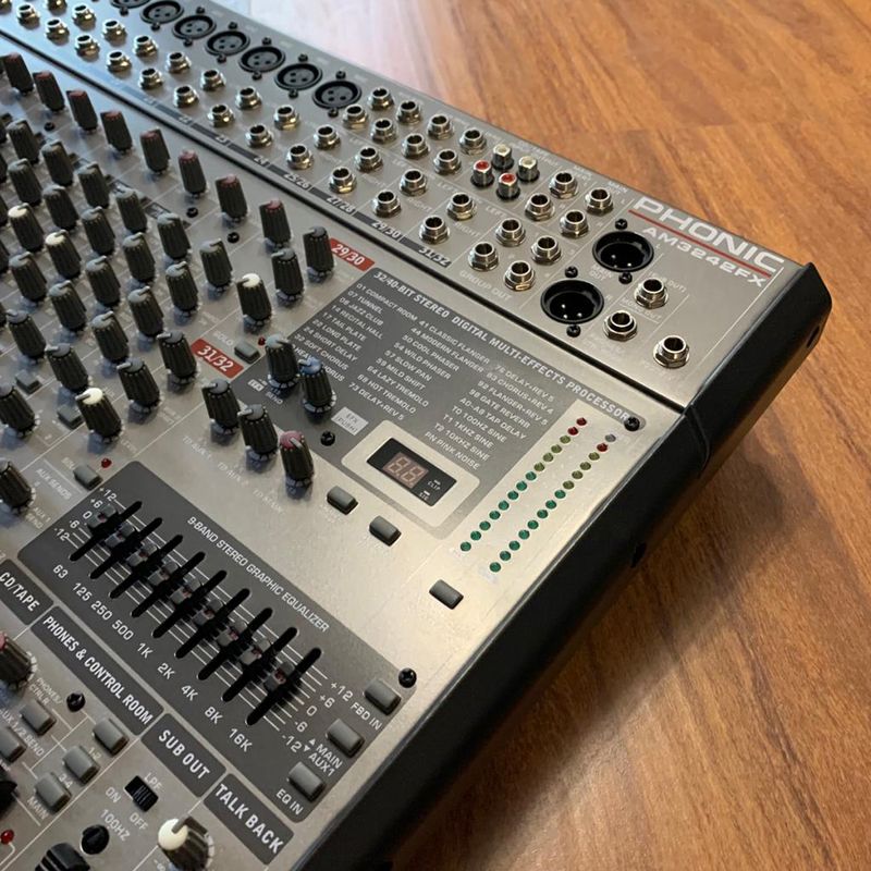 MESA-PHONIC-AM-3242FX-32-CANAIS-MULTI-EFEITO-USADO-1