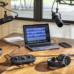 FOCUSRITE-VOCASTER-TWO-STUDIO-OKOKOASAA